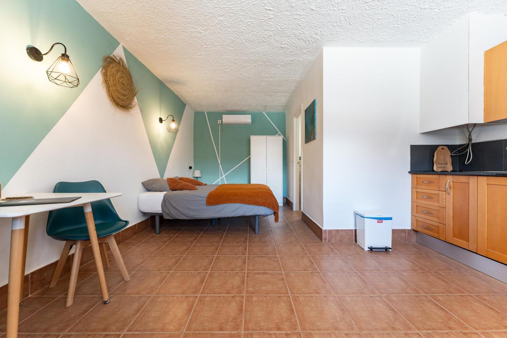 La Casa De Familia Bed & Breakfast Malaga Bagian luar foto