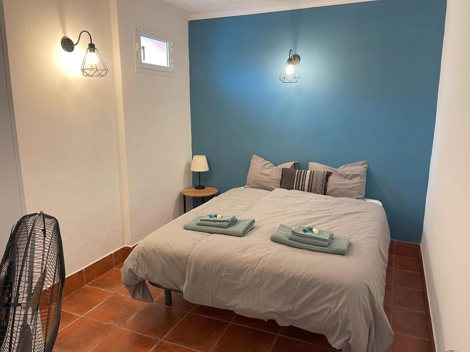 La Casa De Familia Bed & Breakfast Malaga Bagian luar foto